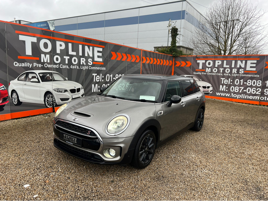 2017 MINI Clubman - image 2