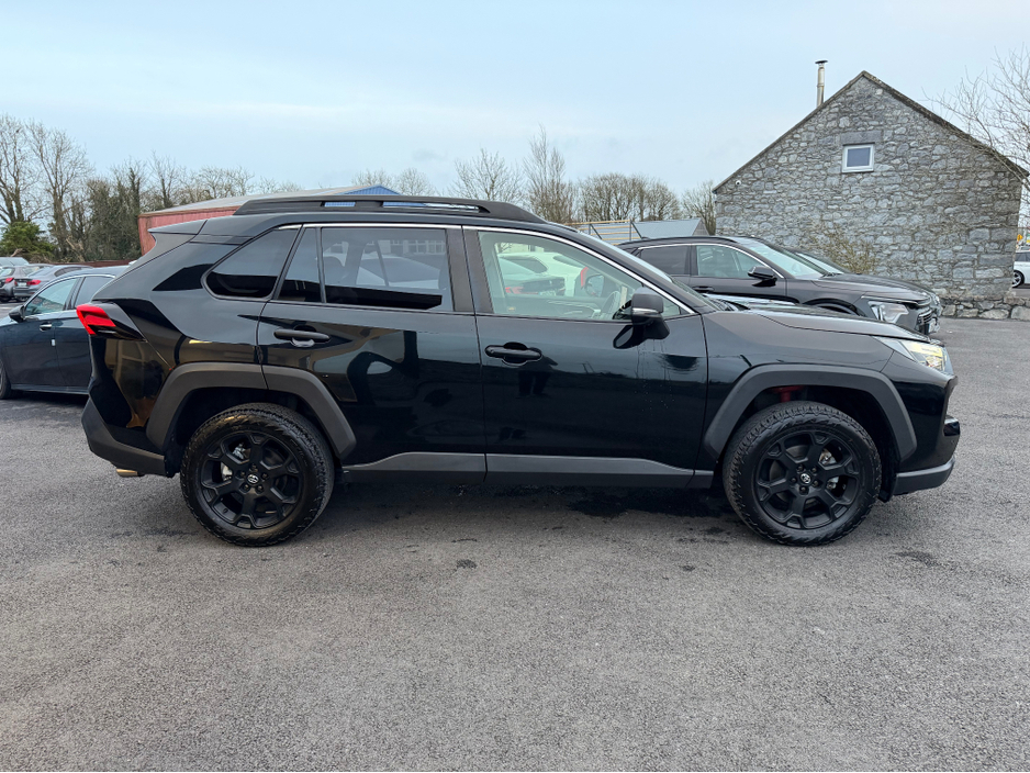 2023 Toyota Rav4 - image 7