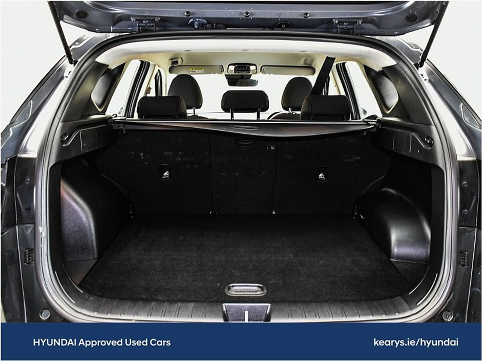 2022 Hyundai Tucson - image 9