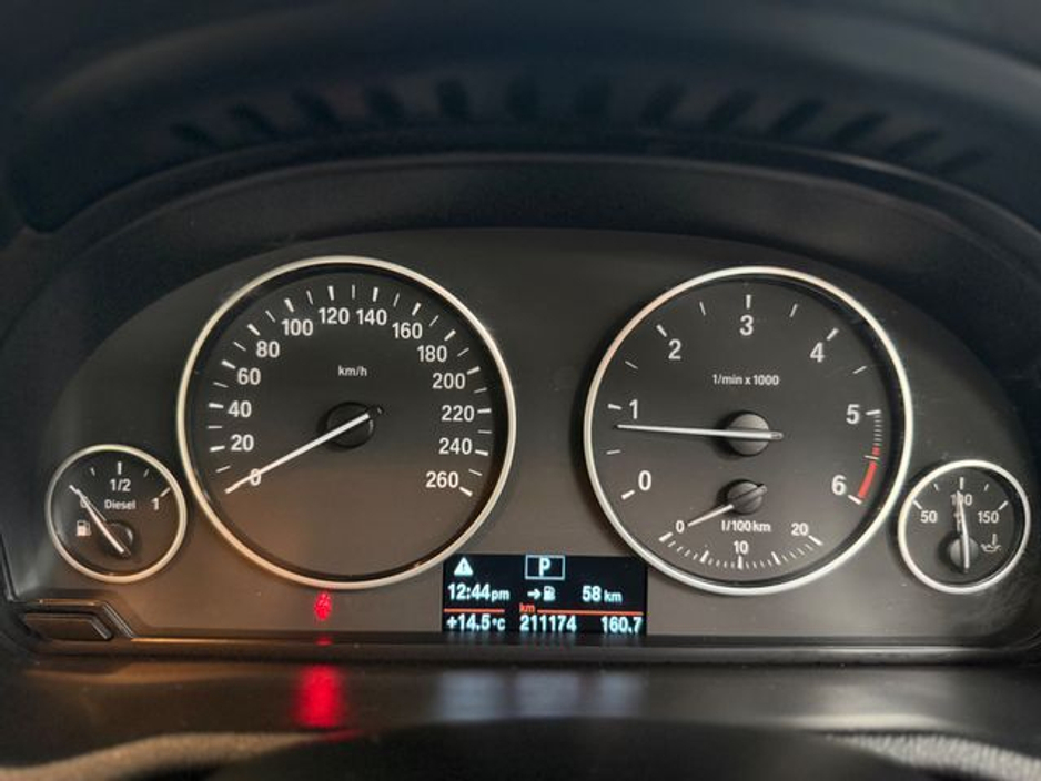 2016 BMW X3 - image 9