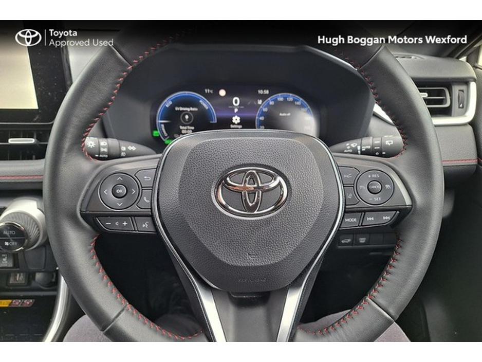 2025 Toyota Rav4 - image 16