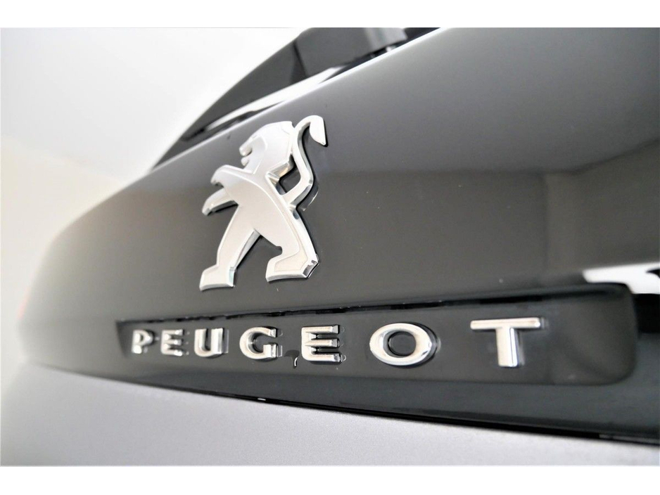 2022 Peugeot 3008 - image 31