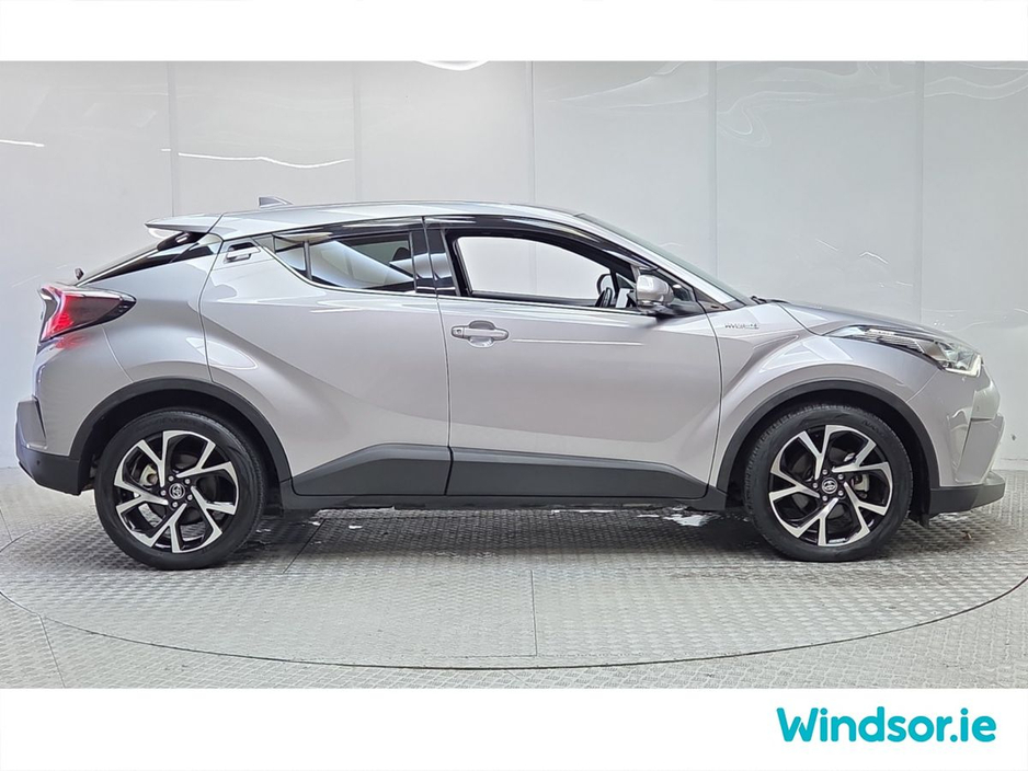 2017 Toyota C-HR - image 12
