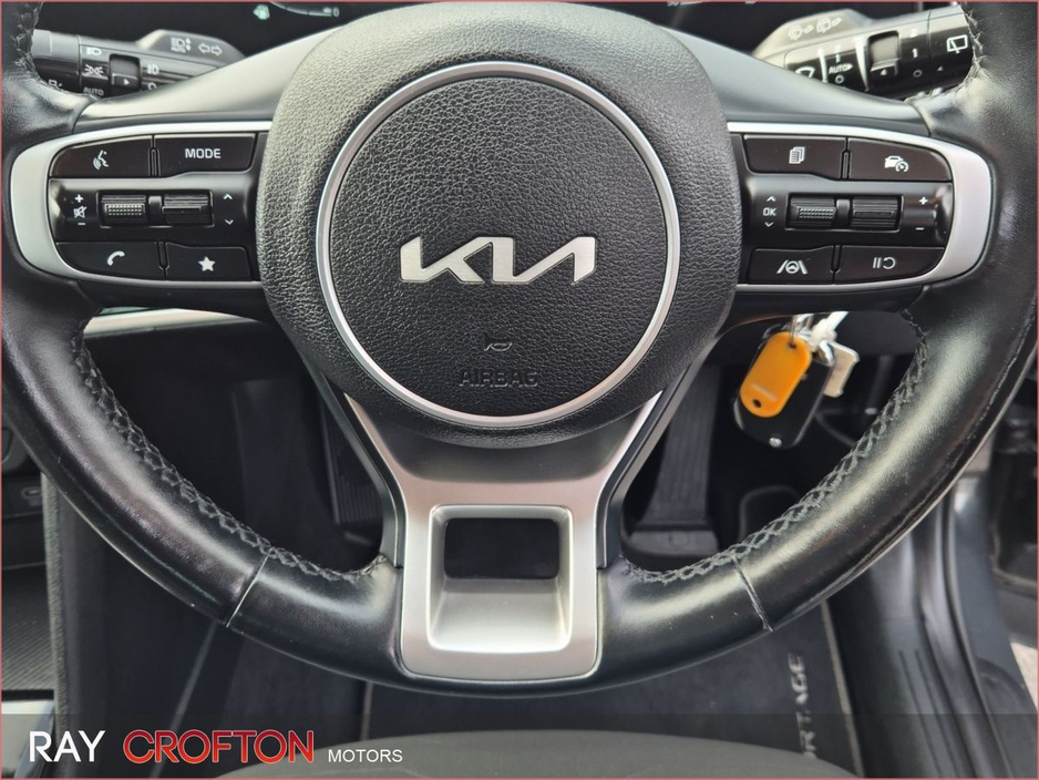 2022 Kia Sportage - image 19
