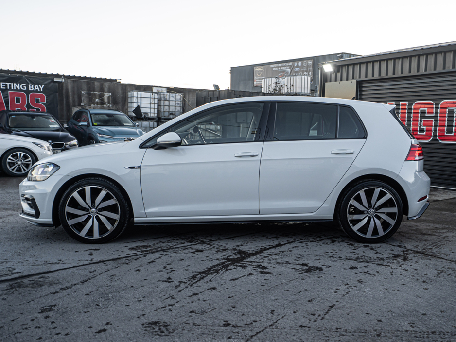 2017 Volkswagen Golf 172 Golf 1.0tsi HIGHLINE/FSH/High spec/1yr warrant €16,888