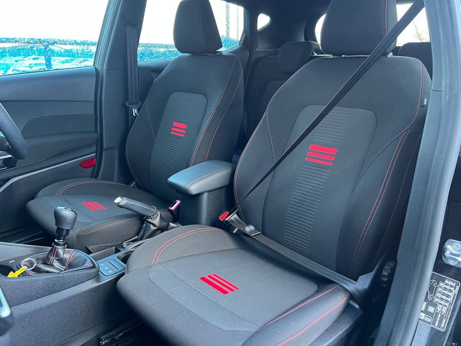 2023 Ford Fiesta ST-LINE 1.0T // VERY LOW MILEAGE // 17" ALLOYS // HEATED MULTIFUNCTION STEERING WHEEL €19,900