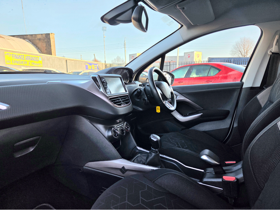 2015 Peugeot 2008 ACTIVE 1.6 HDI €5,995