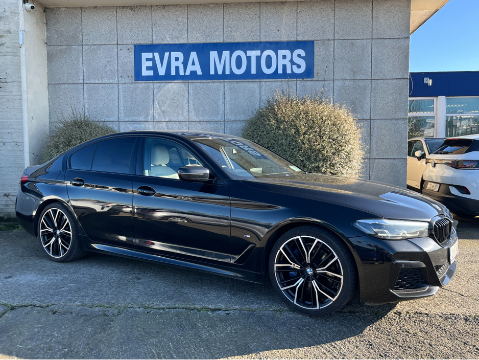 2021 BMW 5 Series - image 3