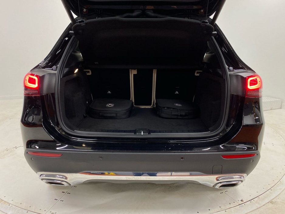 2023 Mercedes-Benz GLA Class - image 21