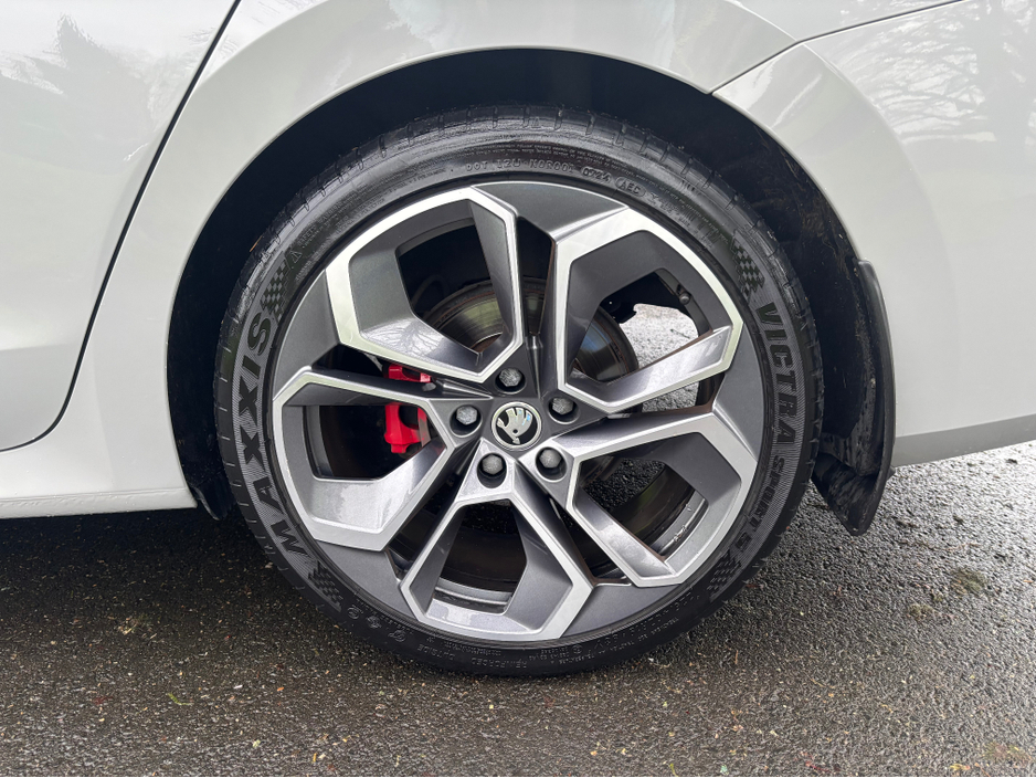 2022 Skoda Octavia 2.0 TDI VRS 200PS DSG 5DR €36,995