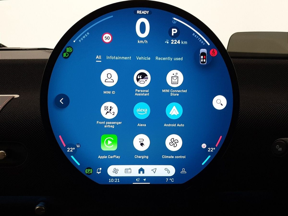 2025 MINI Hatch Cooper E €25,950