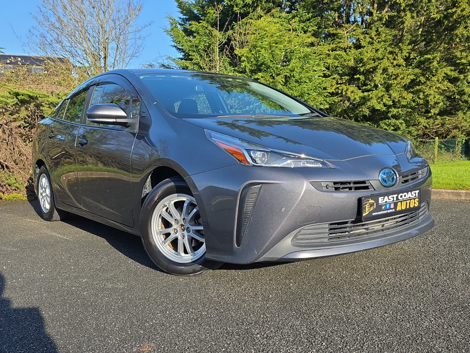 2020 Toyota Prius - image 20