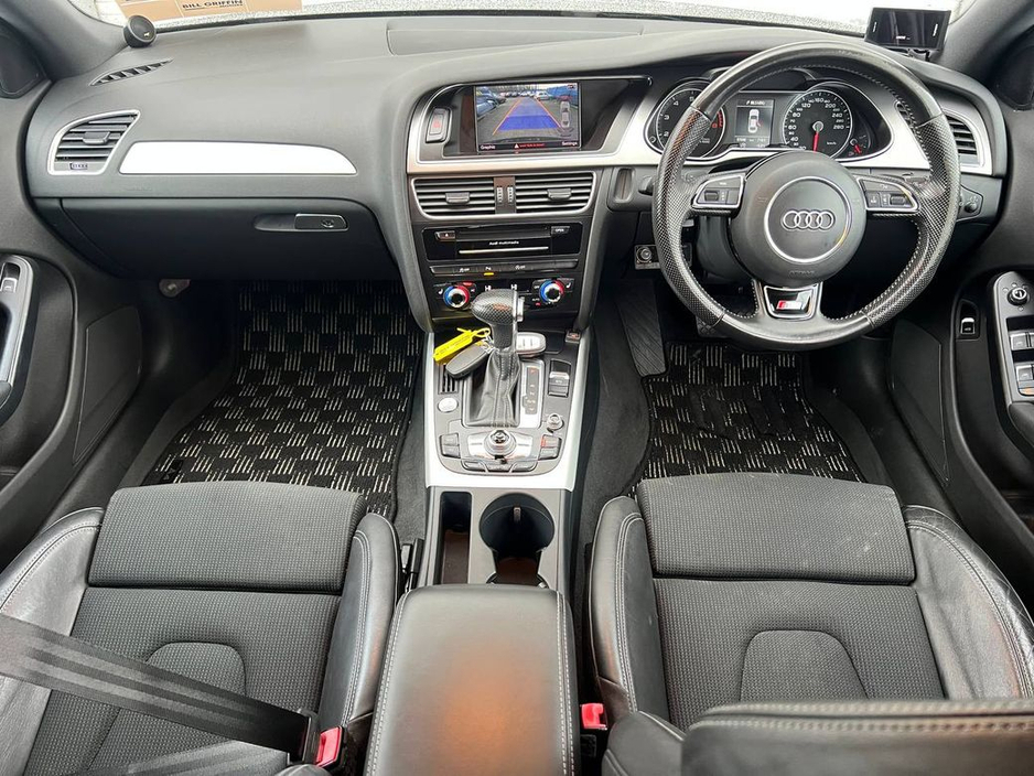 2014 Audi A4 S-LINE 2.0 TFSI // NEW 19" S-LINE ALLOYS // REVERSE CAMERA // S-LINE POWERED & HEATED SEATS €15,900