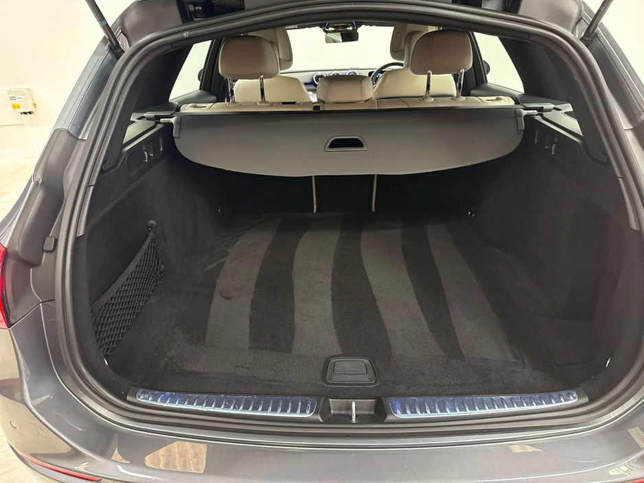 2023 Mercedes-Benz C Class - image 24