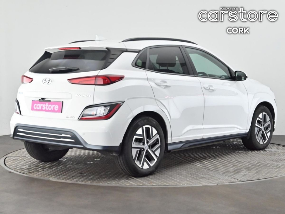 2023 Hyundai Kona - image 5