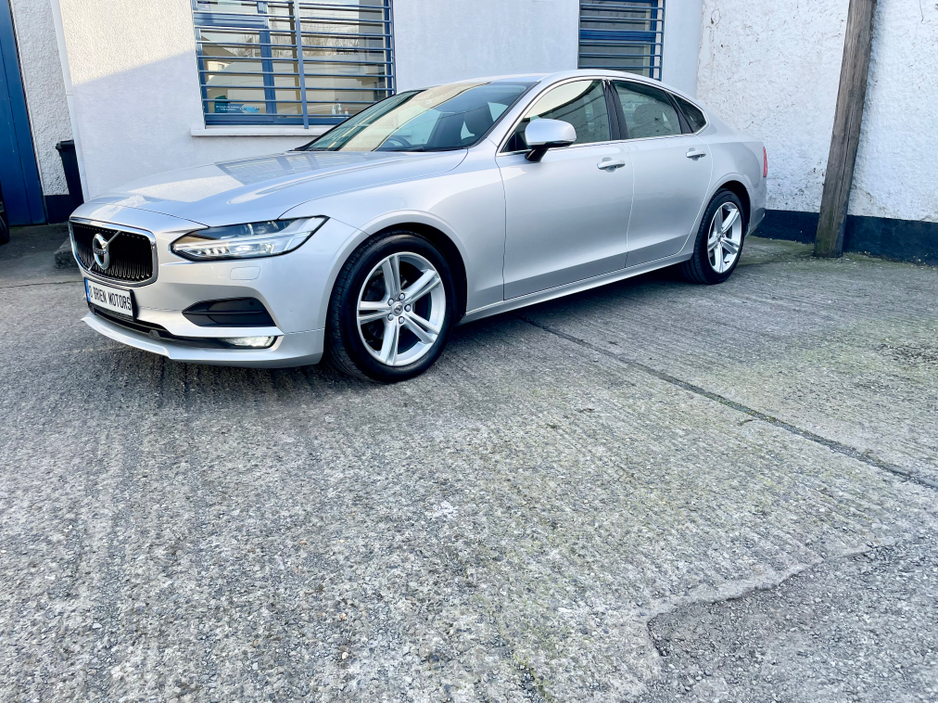 2020 Volvo S90 - image 36