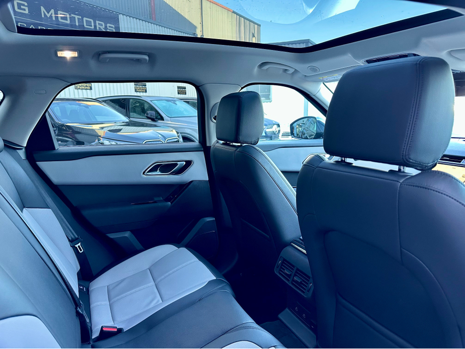2025 Land Rover Range Rover Velar DYNAMICS PANORAMIC ROOF