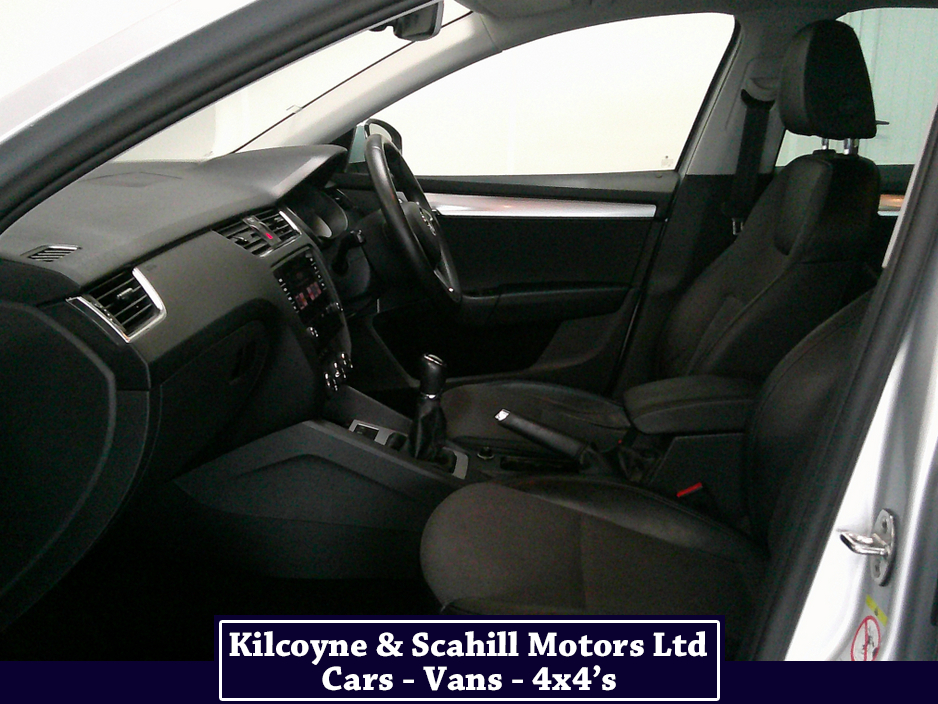 2019 Skoda Octavia - image 11