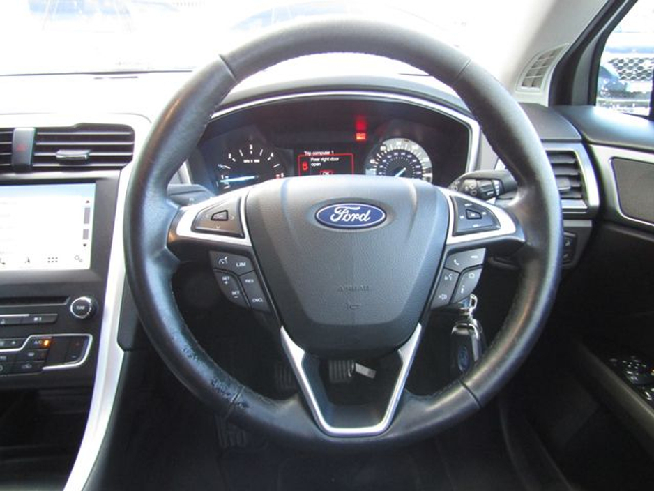 2017 Ford Mondeo 2.0 TDCI Zetec ECO S/S 150PS 5DR €9,950