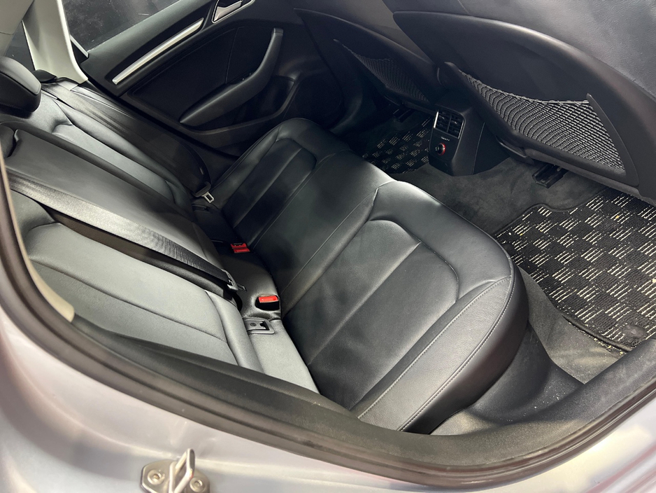 2015 Audi A3 - image 14