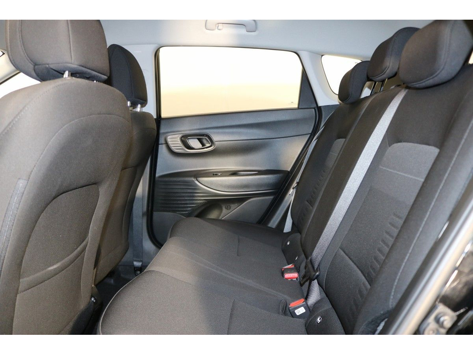 2025 Hyundai Bayon - image 7