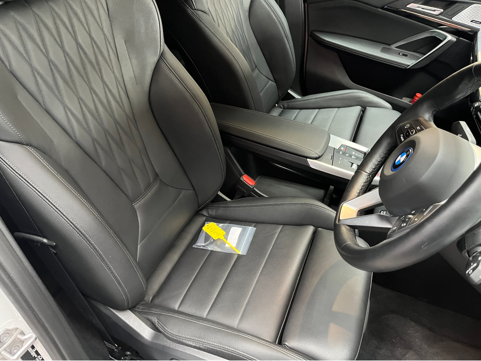 2023 BMW iX1 - image 12