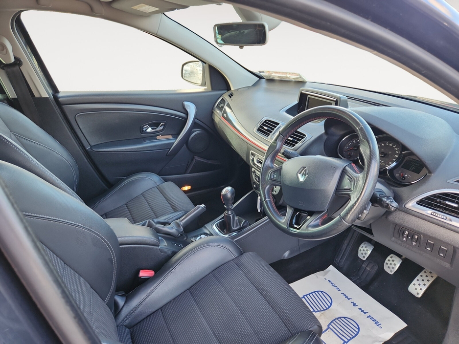 2014 Renault Megane - image 9