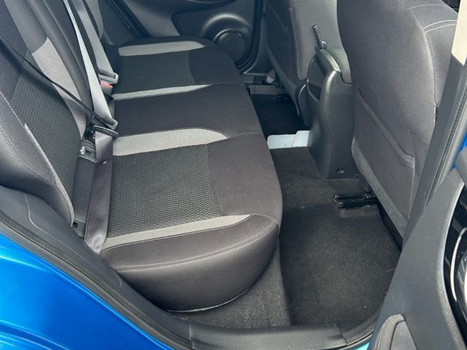 2018 Nissan Qashqai - image 11