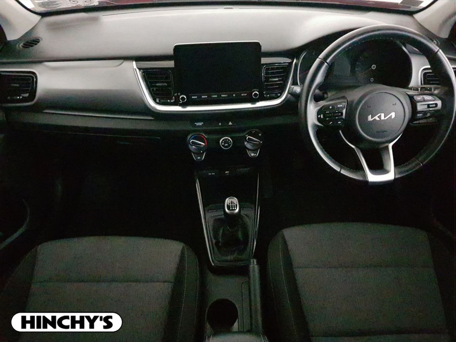 2022 Kia Stonic - image 2