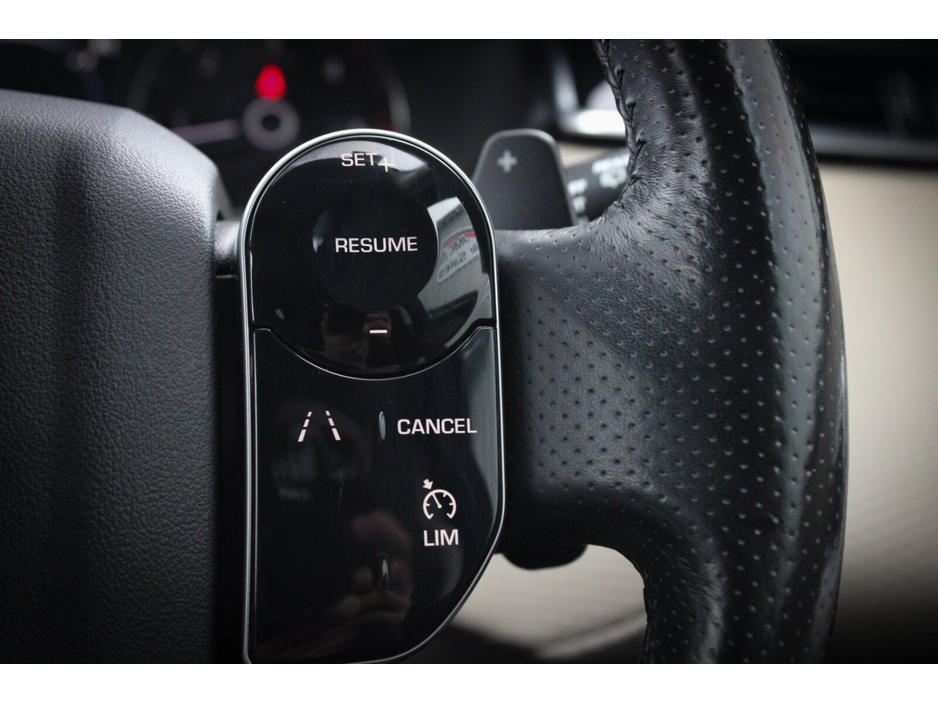 2018 Land Rover Range Rover Velar 2.0D TD4 180 Standard €29,995