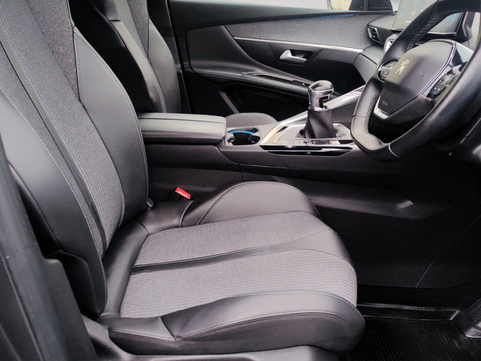 2021 Peugeot 3008 1.5 BlueHDi 130bhp Allure €22,950