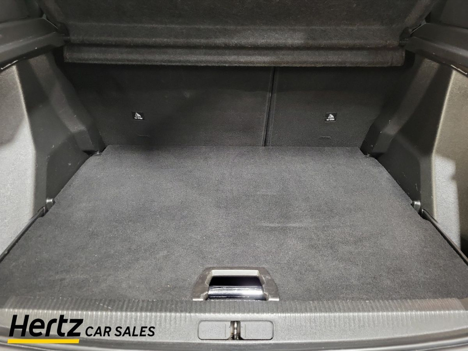 2023 Peugeot 2008 - image 17