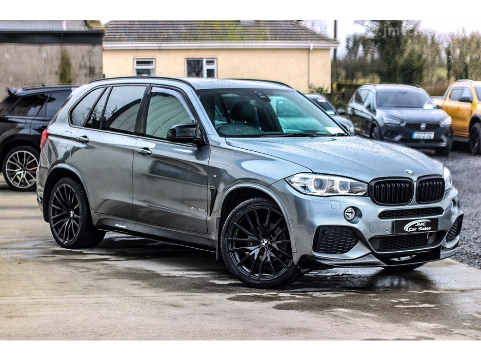 2015 BMW X5 xDrive30d M Sport €32,995