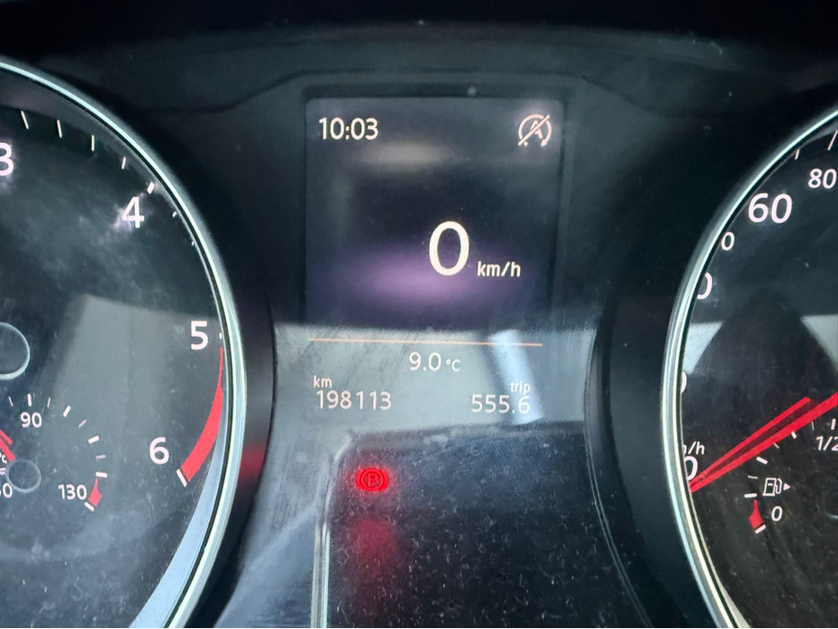 2015 Volkswagen Passat COMFORTLINE 1.6 TDI MANUAL 6SPEED FWD 120HP 4DR €9,990