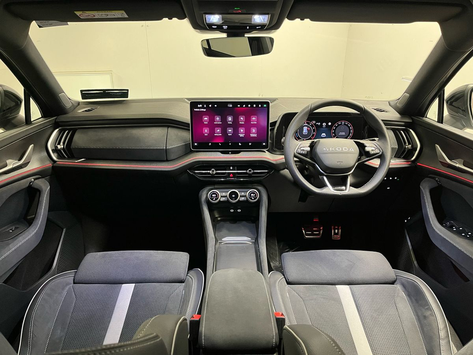 2025 Skoda Kodiaq Sportline IV 1.5TSi PHEV 204BHP - Reversing Camera - Climate Control - Sat Nav - Heated Seats - Keyless Start - Apple CarPlay/Android Auto €53,950
