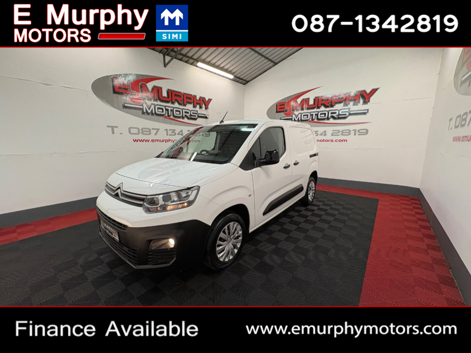 2022 Citroen Berlingo - image 8