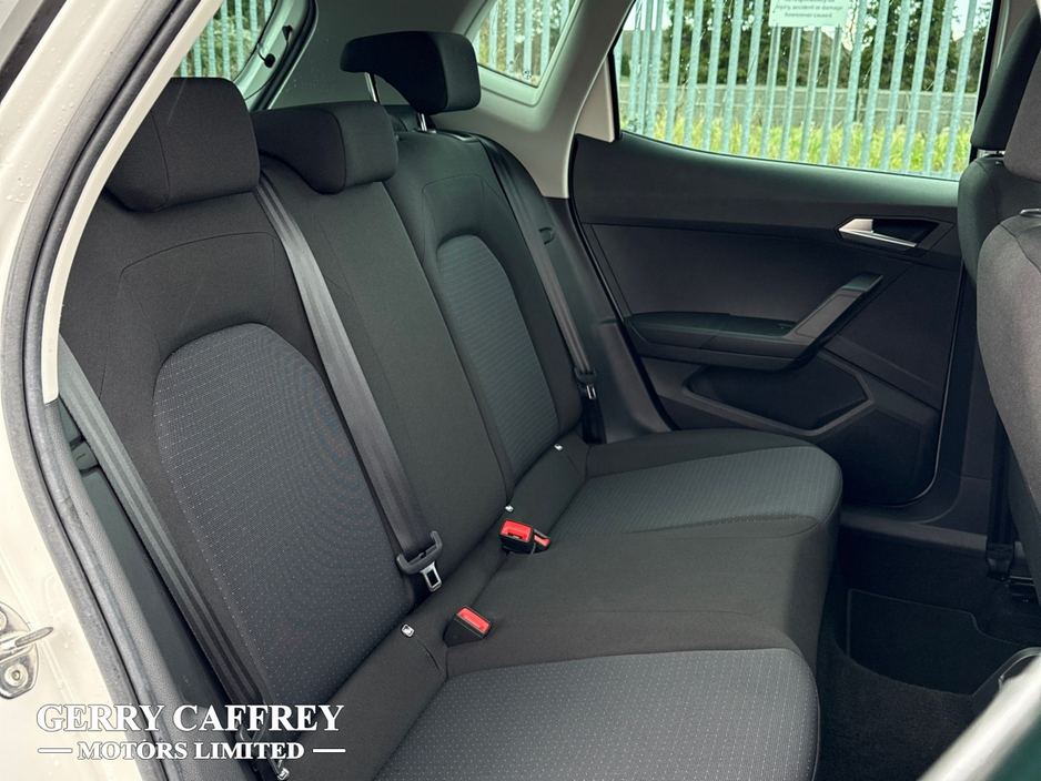 2022 SEAT Arona 1.0 TSI 110HP SE+ Manual - Very Low Mileage €20,450