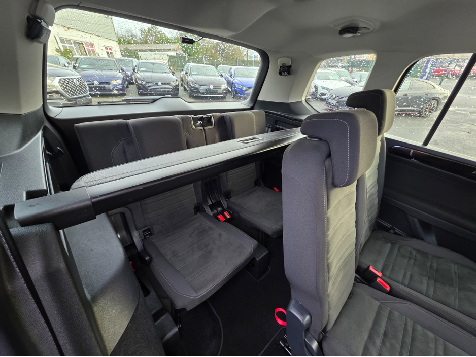 2016 Volkswagen Touran ( 162 REG 1.4 HIGHLINE 7 SEATER CARPLAY ANDROID AUTO LARGE TOUCH SCREEN - SPECIALISING IN IMPORTS OF GERMAN AUTOMATIC HI SPEC €16,950