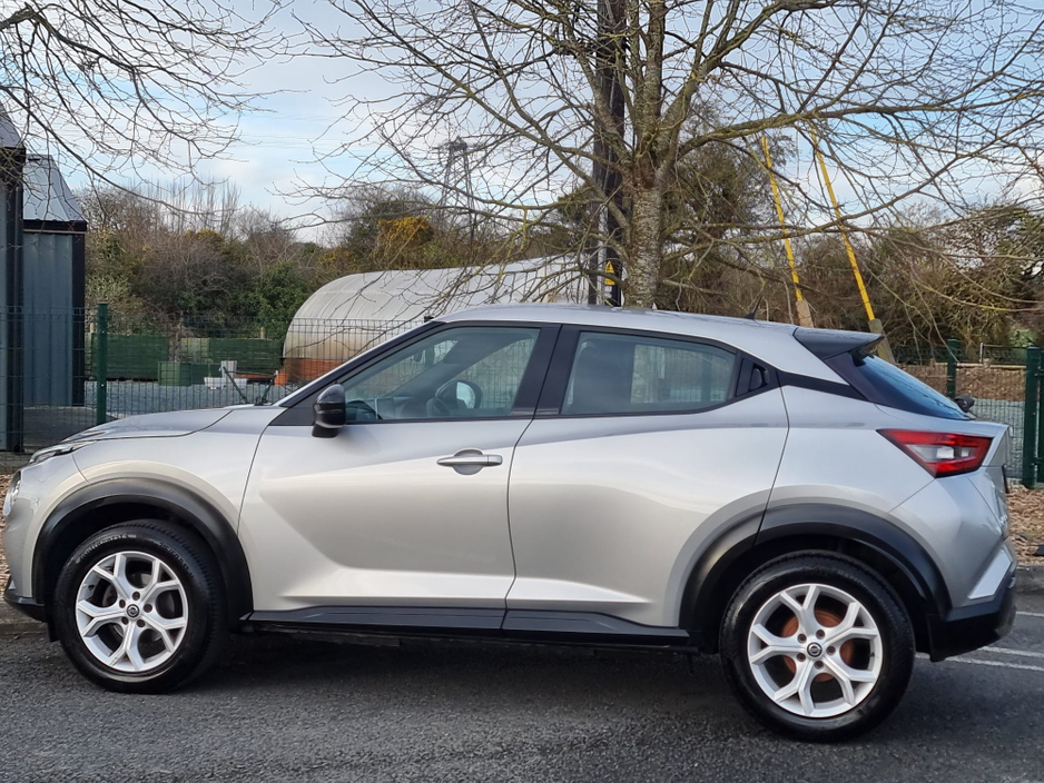 2020 Nissan Juke - image 6