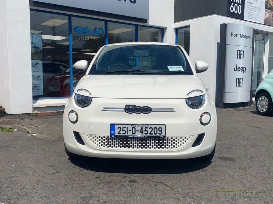 2025 Fiat 500e Icon EV 320km Range €19,950