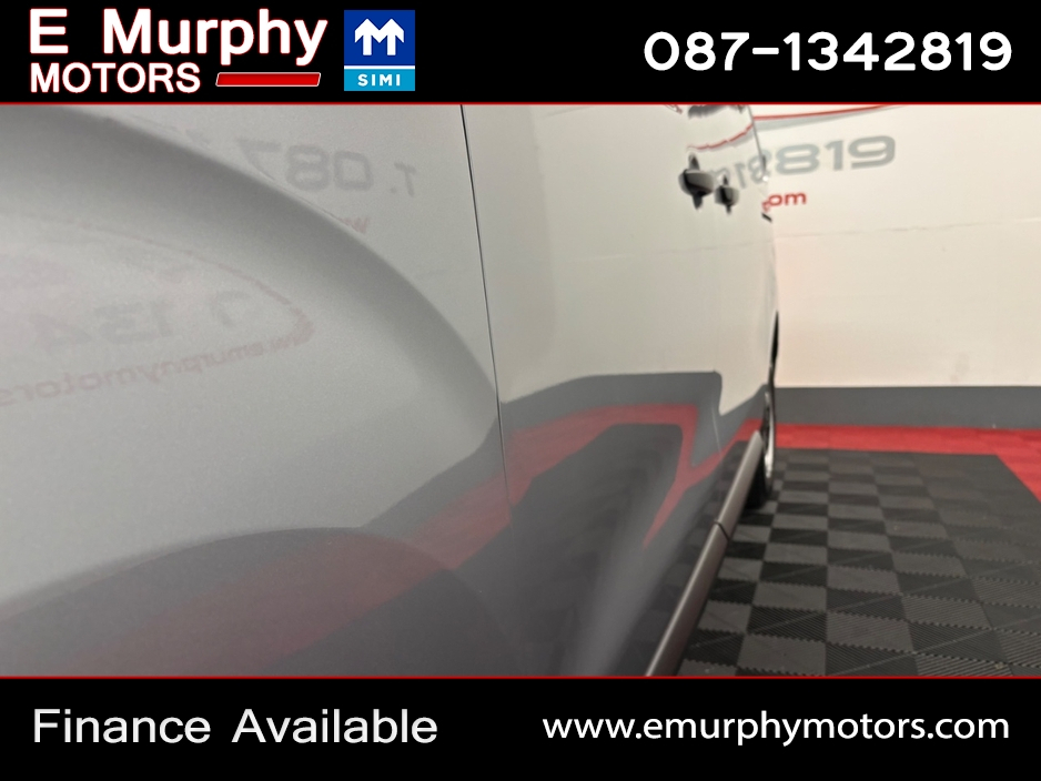 2023 Peugeot Expert - image 24