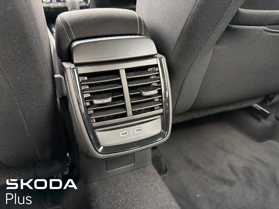 2025 Skoda Kamiq - image 24