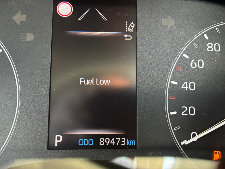 2023 Toyota Yaris - image 22