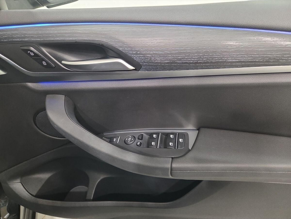 2023 BMW X3 - image 23