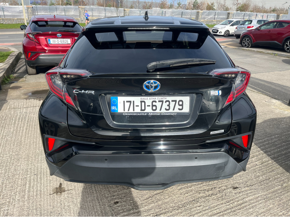 2017 Toyota C-HR - image 6