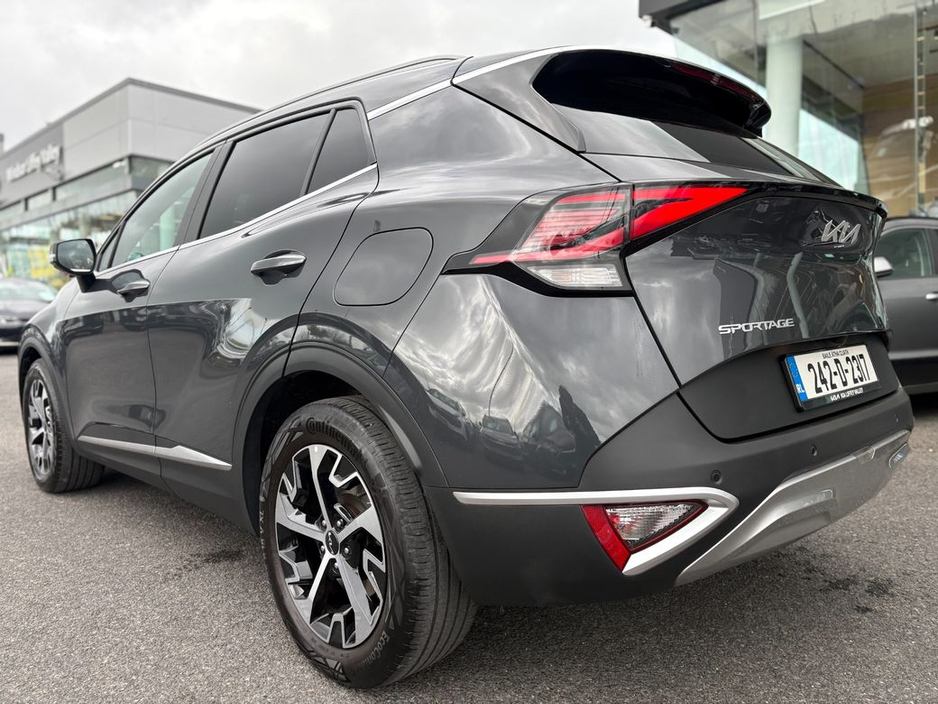 2024 Kia Sportage - image 10