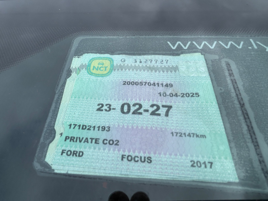 2017 Ford Focus - image 11