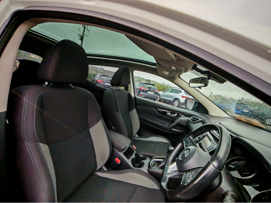 2018 Nissan Qashqai - image 13