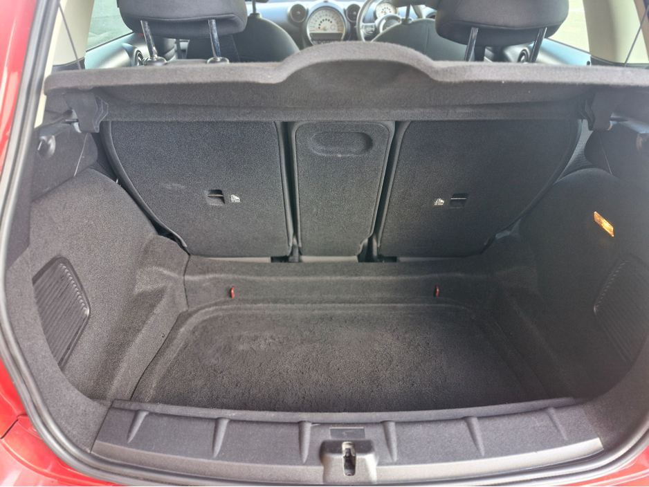 2014 MINI Countryman - image 24