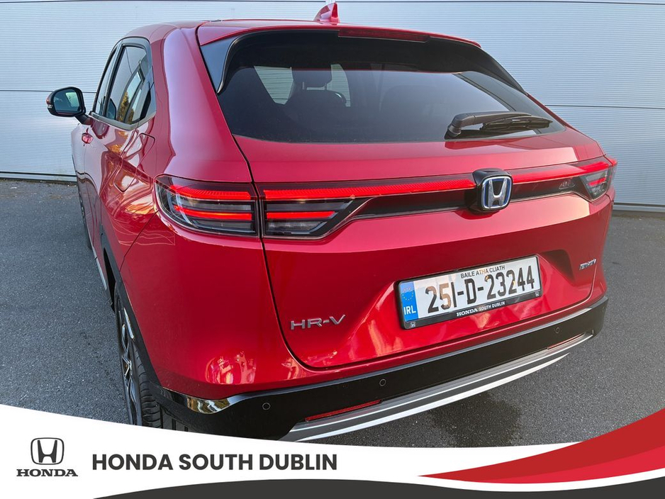 2025 Honda HR-V - image 9